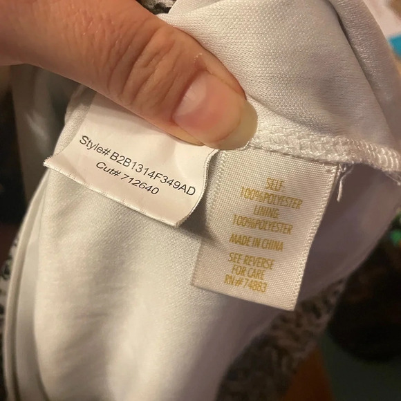 ADIVA RUFFLE FRONT BLOUSE - Picture 5 of 5